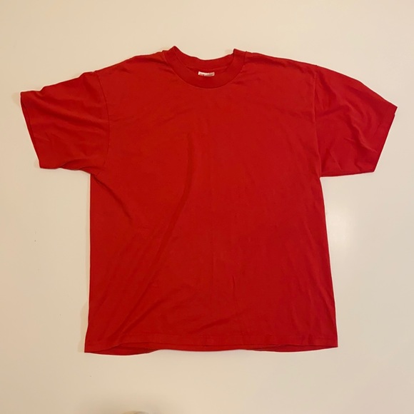 Vintage red Hanes shirt - Picture 3 of 10
